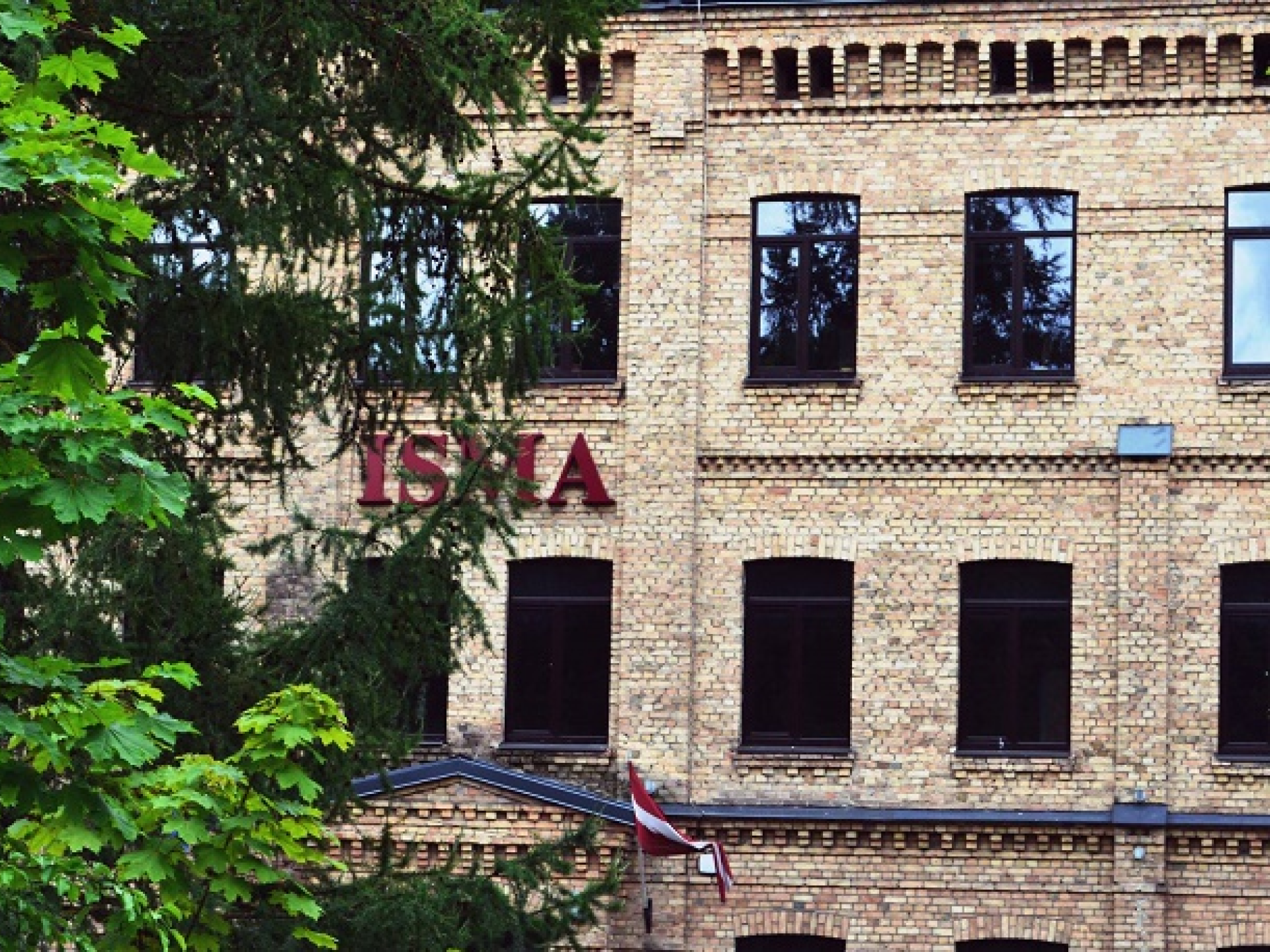 Высшая школа ISMA
