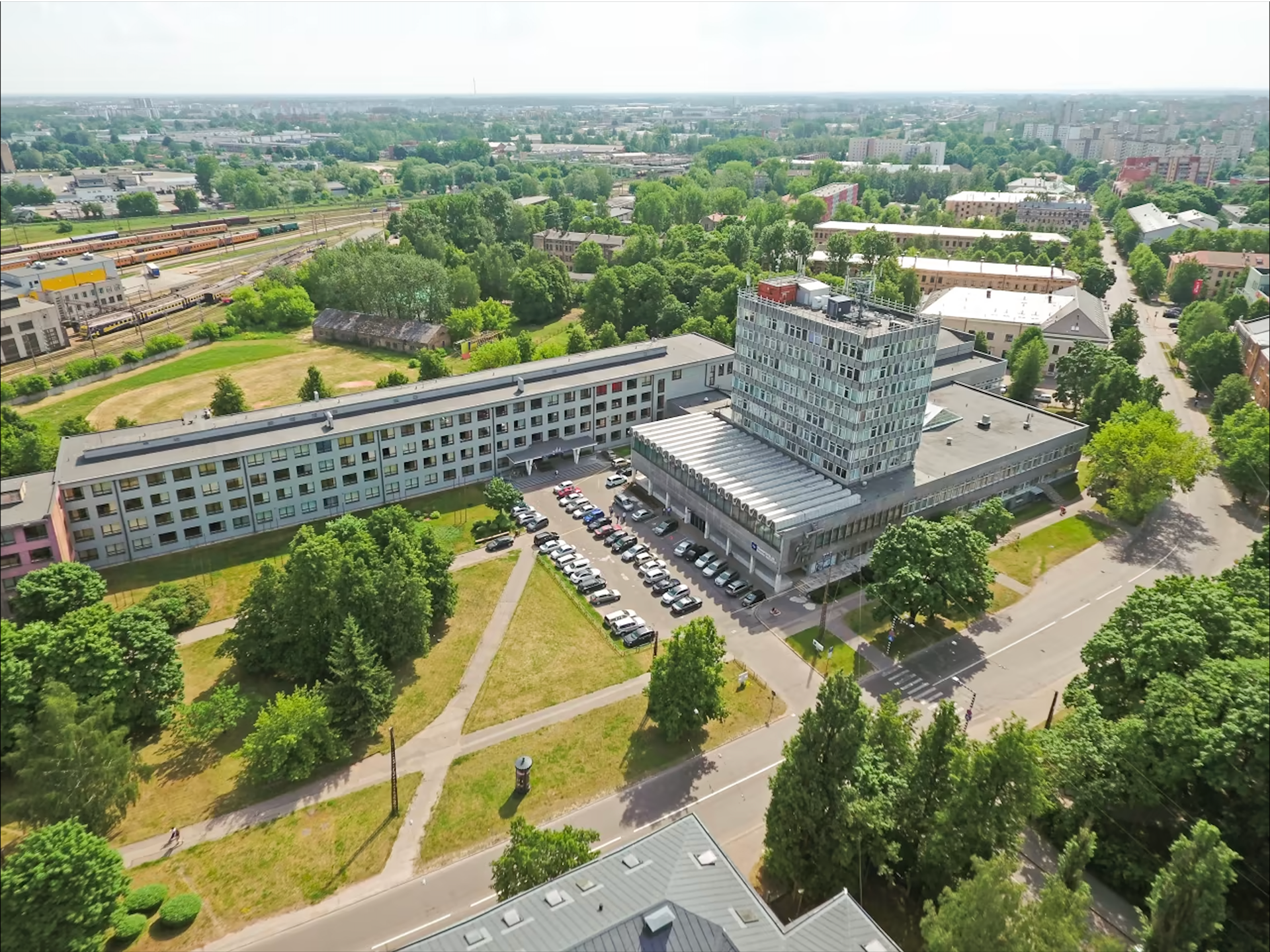 Институт транспорта и телекоммуникаций (TSI)